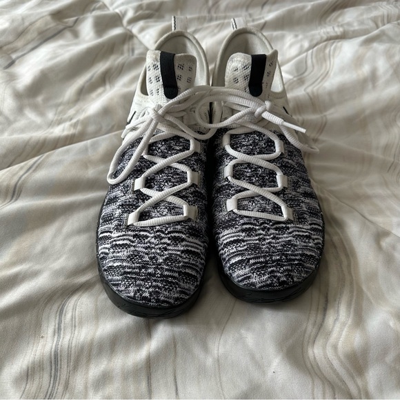 Nike KD 9 Oreo - Picture 4 of 6